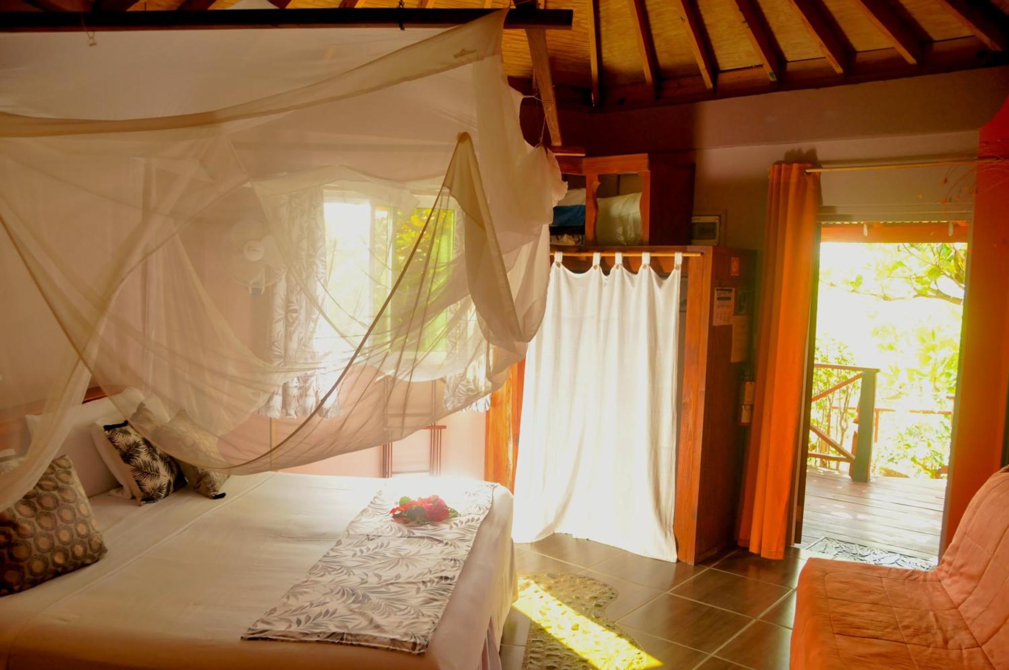 Mango Island Lodges Saint Joseph Buitenkant foto