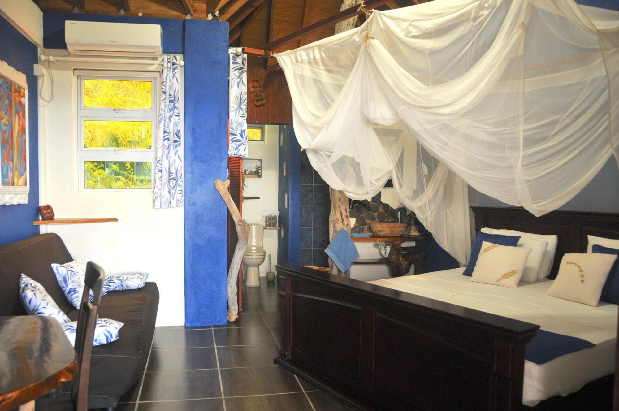 Mango Island Lodges Saint Joseph Buitenkant foto